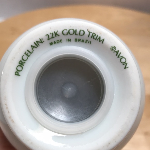 Vintage Avon Sugar Shaker. Strawberry collection. - Picture 4 of 5